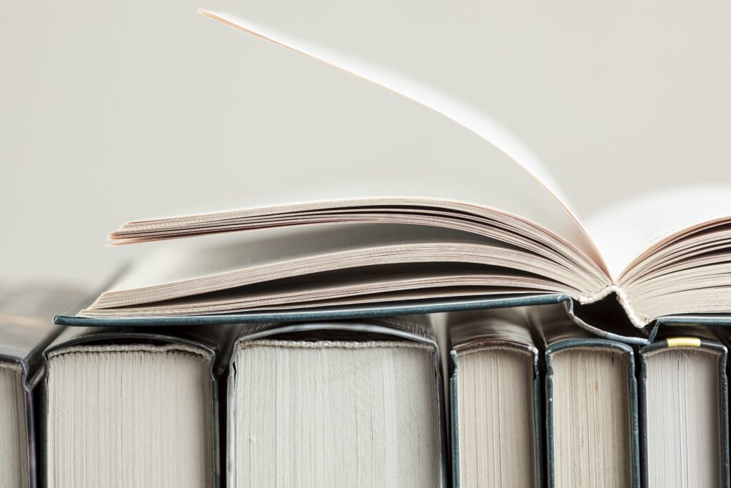 Livres fermés et ouverts